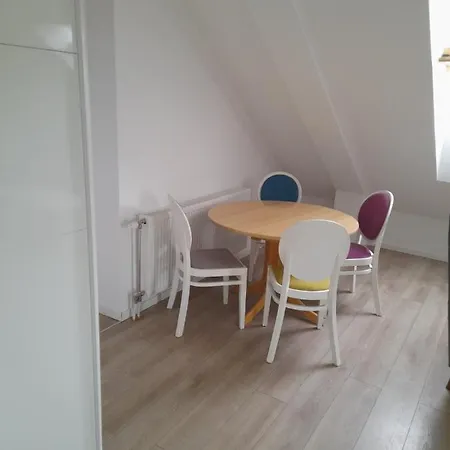Forest Escape - 2 Bedroom Apartment Belgrade