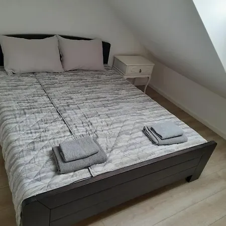 Forest Escape - 2 Bedroom Apartment